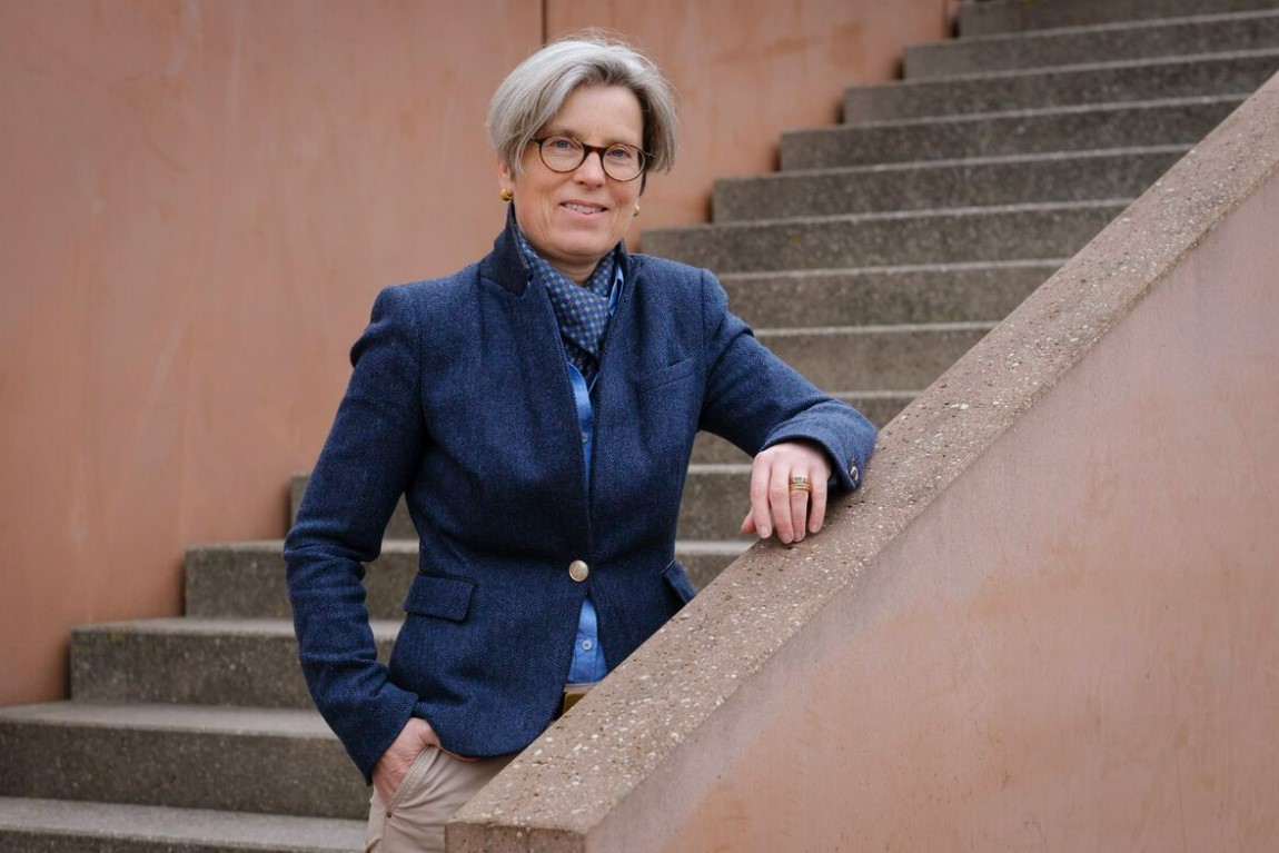 Ihre Ansprechpartnerin: Christine Finckh